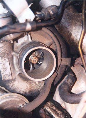 intake5a.jpg (32725 bytes)